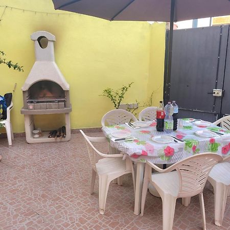 Butterflyhouse Villa Monserrato Buitenkant foto