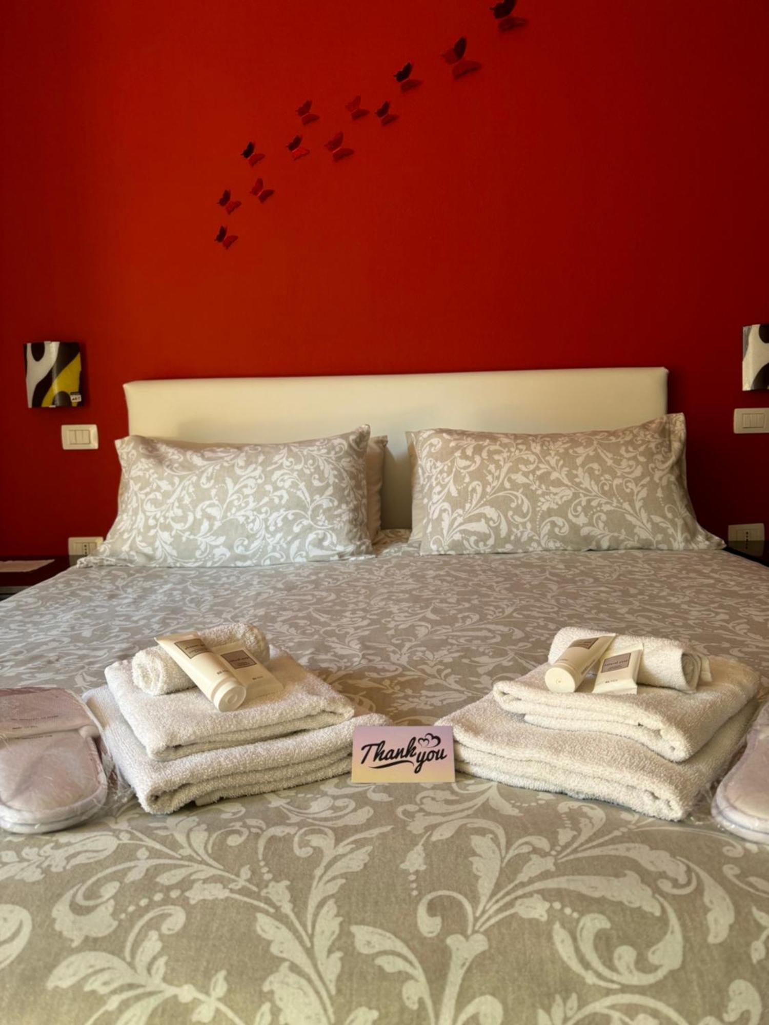 Butterflyhouse Villa Monserrato Buitenkant foto