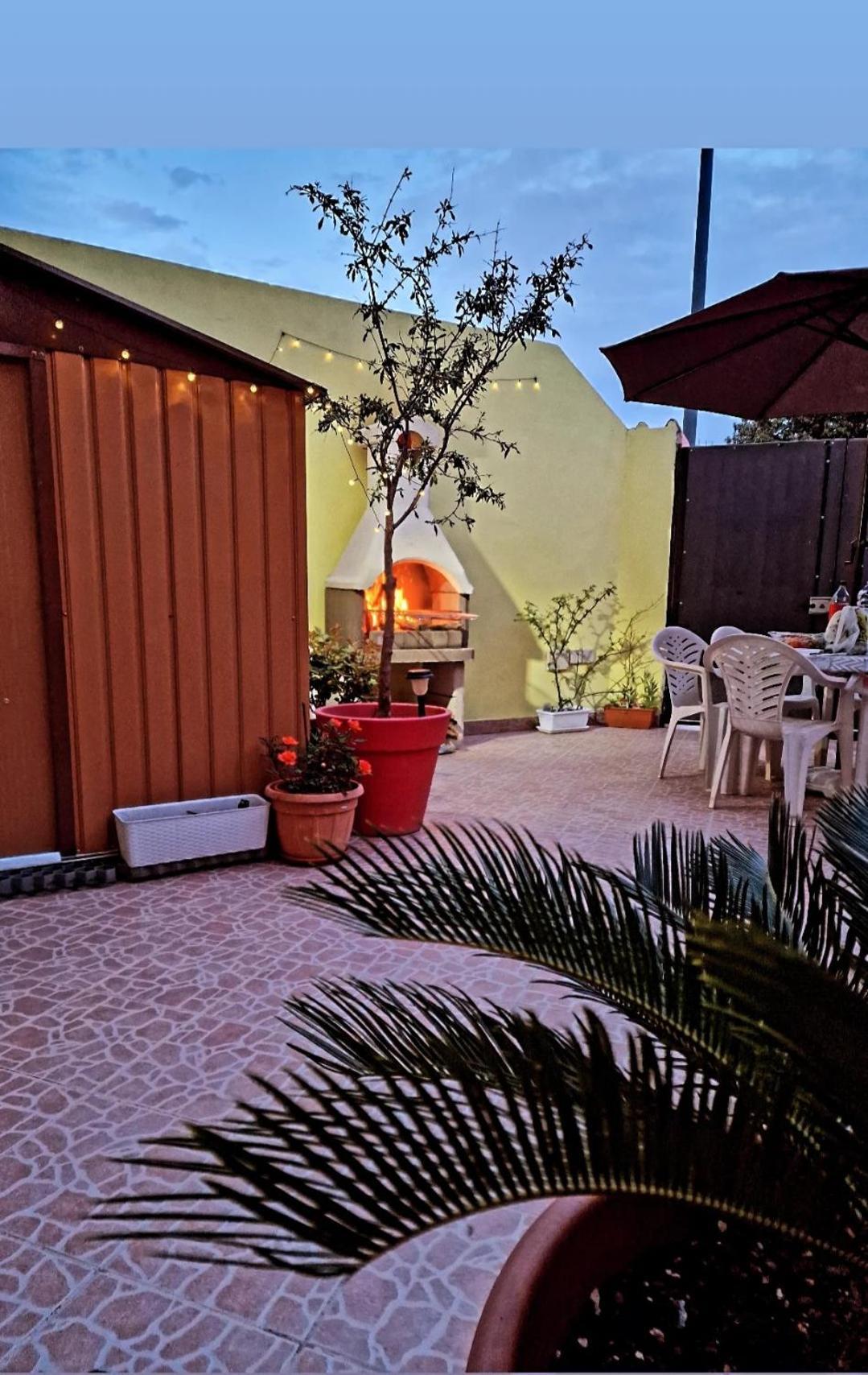 Butterflyhouse Villa Monserrato Buitenkant foto